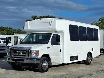 Picture of 2017 Ford E-450 ADA Shuttle Bus