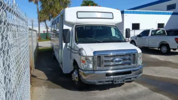 Picture of 2011 Ford Econoline E450 Shuttle Bus