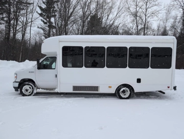 Picture of 2021 Ford E-Series Cutaway Shuttle Bus