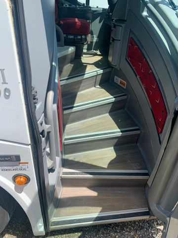 Picture of 2017 MCI J4500 Coach Bus