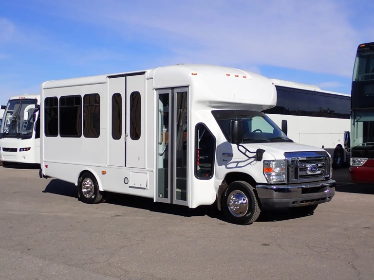 Picture of 2018 Starcraft Allstar ADA Shuttle Bus