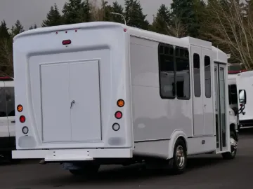 Picture of 2019 Ford Eldorado ADA Shuttle Bus