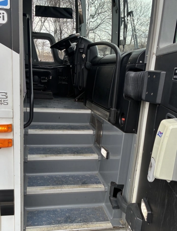 Picture of 2016 Prevost X3-45 Coach Bus