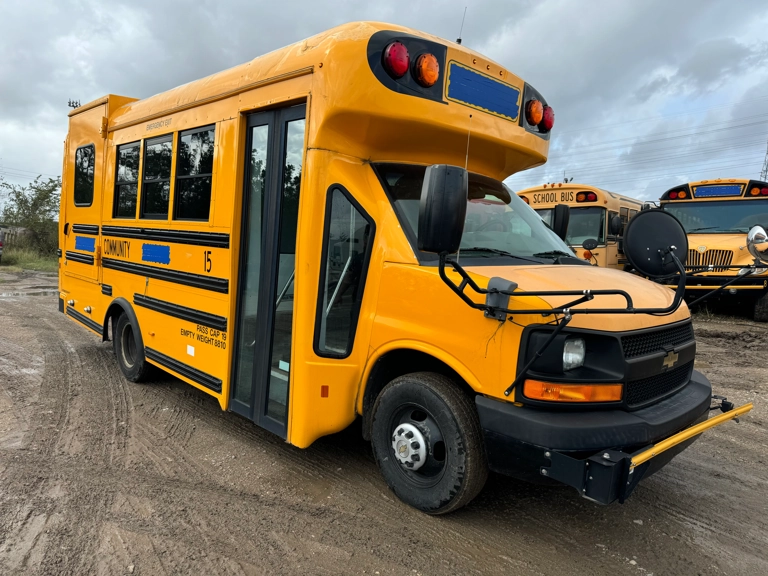 Picture of 2013 Chevrolet Microbird Starcraft School Bus