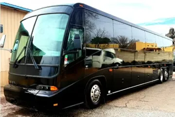 2009 MCI E4500 Coach