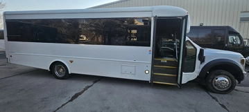 Picture of 2019 Starcraft F550 Executive Shuttle