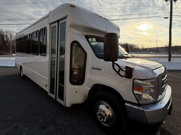Picture of 2023 Starcraft E450 Allstar MVP Executive Shuttle