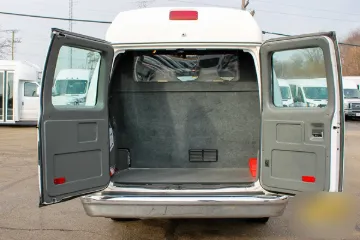 Picture of 2014 Ford E250 Passenger Van