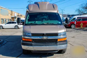 Picture of 2009 Turtle Top Odyssey Prison Shuttle Bus