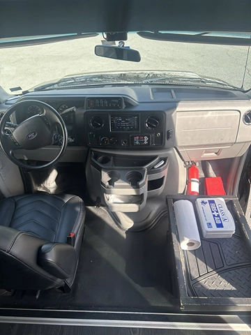 Picture of 2019 Ford E450 Gm24 Executive Shuttle