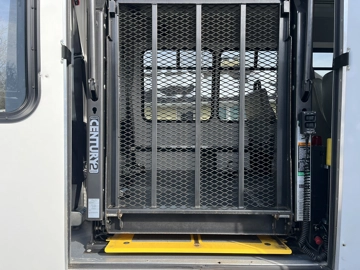 Picture of 2014 Chevrolet 4500 ADA Shuttle Bus