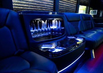 Picture of 2019 Ford F550 Gm33 Limo Bus