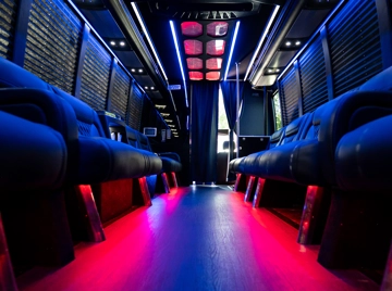 Picture of 2019 Ford F550 Gm33 Limo Bus