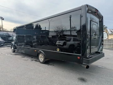 Picture of 2013 Starcraft Executive Shuttle Bus