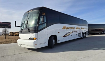 Picture of 2007 MCI J4500 Motor Coach 