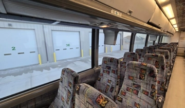 Picture of 2007 MCI J4500 Motor Coach 