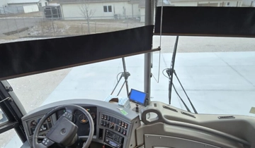 Picture of 2007 MCI J4500 Motor Coach 