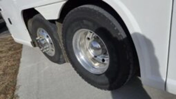 Picture of 2007 MCI J4500 Motor Coach 