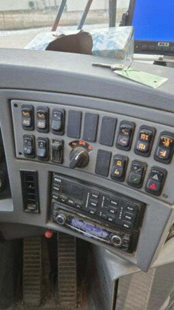 Picture of 2007 MCI J4500 Motor Coach 