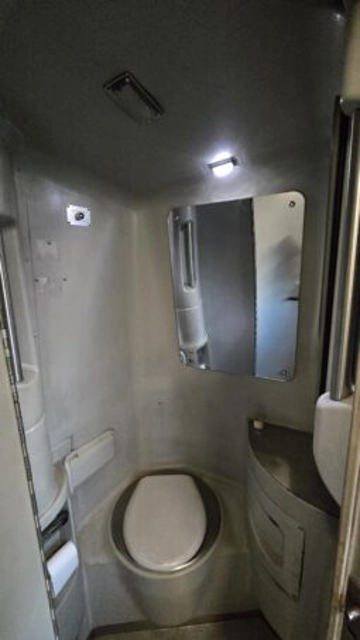 Picture of 2007 MCI J4500 Motor Coach 