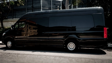 Picture of 2020 Mercedes Benz 3500 Sprinter