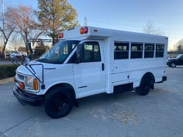 Picture of 2001 Chevrolet Express 3500 Shuttle Bus