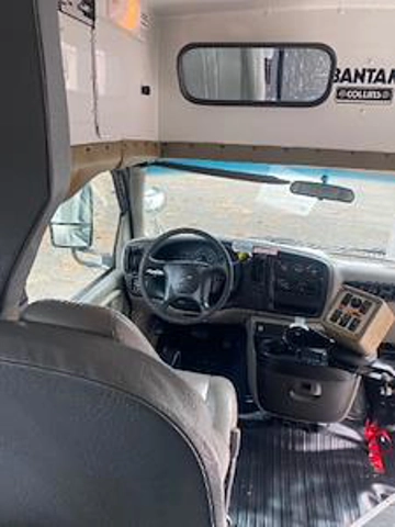 Picture of 2001 Chevrolet Express 3500 Shuttle Bus