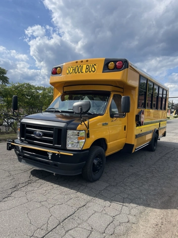 Picture of 2024 Ford E-350 ADA School Bus