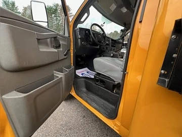 Picture of 2017 Chevrolet Express G3500 Cutaway School Bus