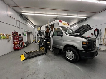 Picture of 2014 Ford E250 Shuttle Bus