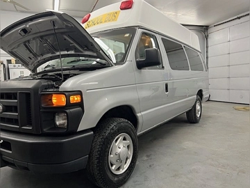 Picture of 2014 Ford E250 Shuttle Bus