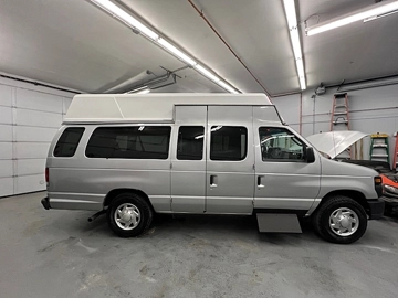 Picture of 2014 Ford E250 Shuttle Bus