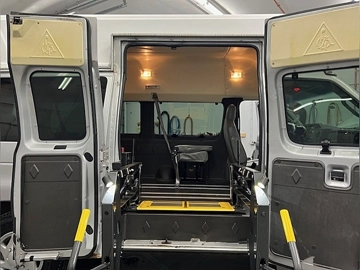 Picture of 2014 Ford E250 Shuttle Bus