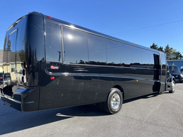 Picture of 2026 Freightliner S2 GM40 Executive Executive Shuttle