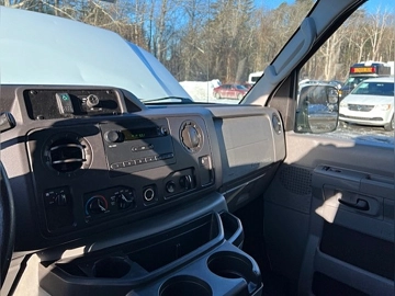 Picture of 2012 Ford E350 ADA Shuttle Bus