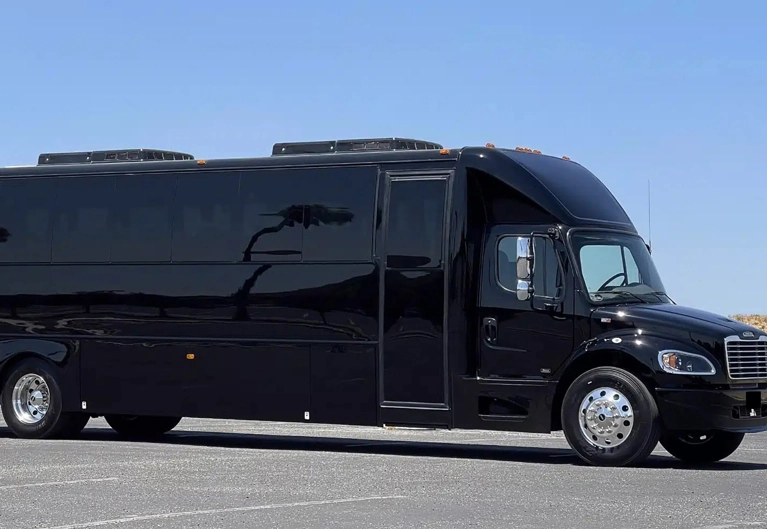 Picture of 2026 Freightliner S2 Eg40 Executive Shuttle