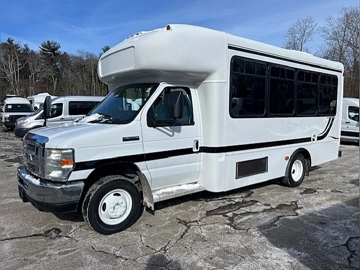 Picture of 2011 Ford E350 Super Duty ADA Shuttle Bus