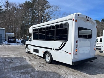 Picture of 2011 Ford E350 Super Duty ADA Shuttle Bus