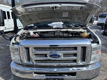 Picture of 2011 Ford E350 Super Duty ADA Shuttle Bus