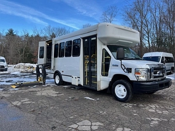 Picture of 2016 Ford E450 ADA Shuttle Bus