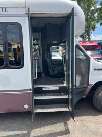Picture of 2012 Ford E350 Starcraft Starlite ADA Shuttle Bus