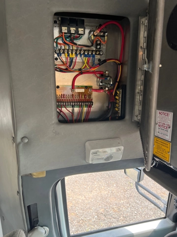 Picture of 2012 Ford E350 Starcraft Starlite ADA Shuttle Bus