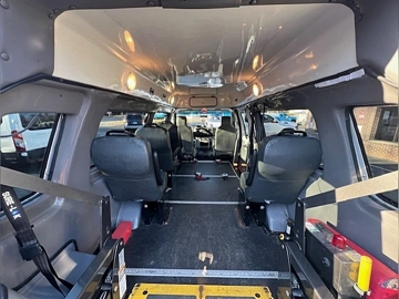 Picture of 2014 Ford E-350 Super Duty ADA Shuttle Bus