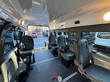 Picture of 2014 Ford E-350 Super Duty ADA Shuttle Bus