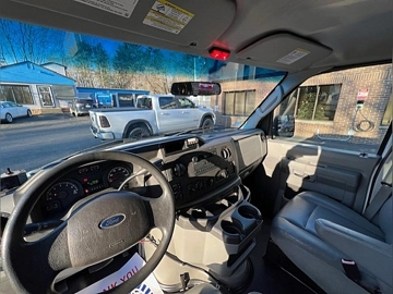 Picture of 2014 Ford E-350 Super Duty ADA Shuttle Bus