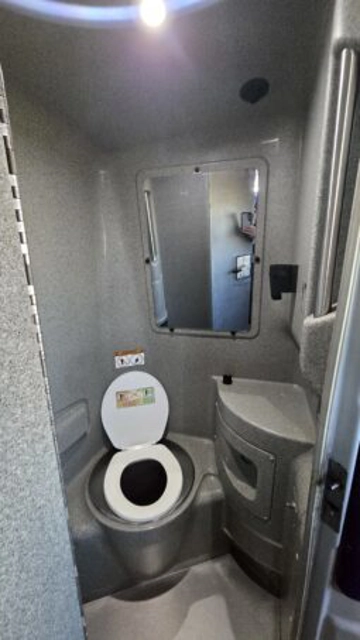 Picture of 2014 MCI J4500 Motor Coach