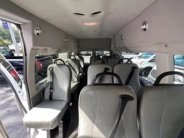 Picture of 2009 Ford E350 Super Duty Shuttle Bus