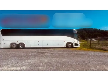 Picture of 2005 MCI J4500 Coach