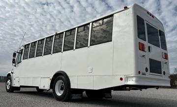 Picture of 2011 Ford Glaval Shuttle Bus