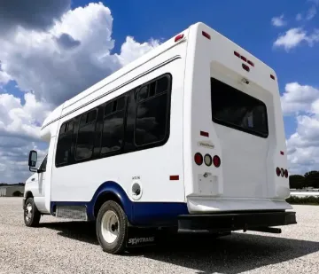 Picture of 2011 Ford Startrans Shuttle Bus